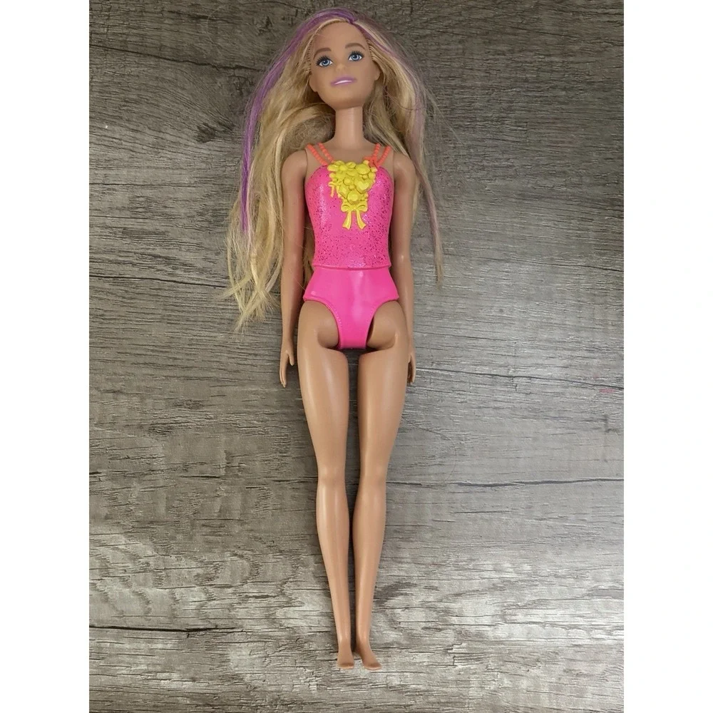 Barbie Dreamtopia Princess Doll GJK13 Blonde with purple streaks 2019